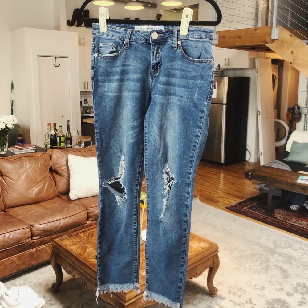 Ashley Mason distressed crop jeans